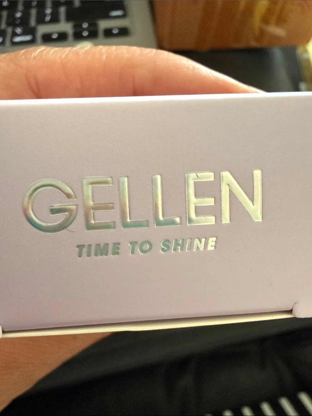 Gellen Nail Polish Top Coat air drying